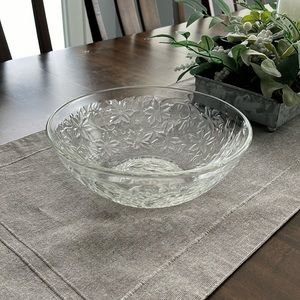 Fantasia Round Vegetable Bowl